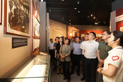 说明: //zzb.mclcp.com/__local/6/BD/3E/186ED0FD6D6DCA23770820E1919_52C55842_4F3E4.jpeg